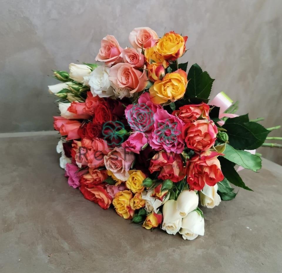 Букет цветов из: Розы в Малых Базах