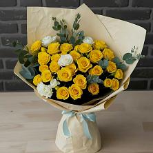 Букет цветов из:  Розы в Малых Базах