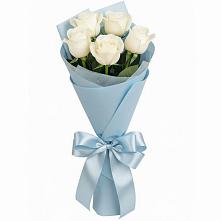 Букет 5 Белых роз Проуд в Малых Базах