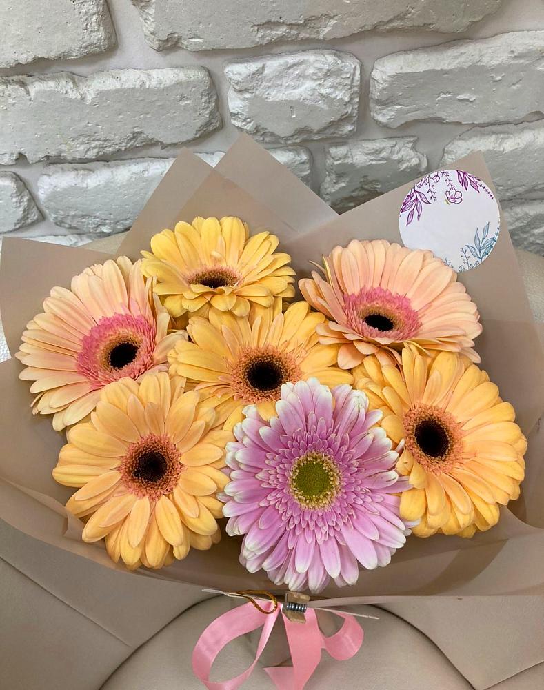 Букет цветов из: Герберы в Малых Базах