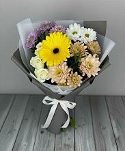Букет цветов из:  Розы, Герберы и Хризантемы в Малых Базах