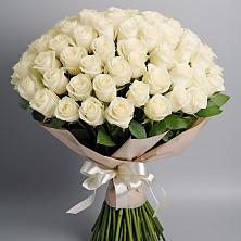 Букет 101 беля роза Белоснежка в Малых Базах