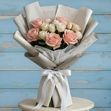 Букет цветов из:  Розы в Малых Базах