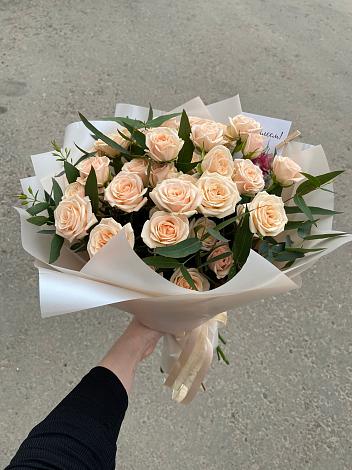 Букет Кремовые розы Латте в Малых Базах