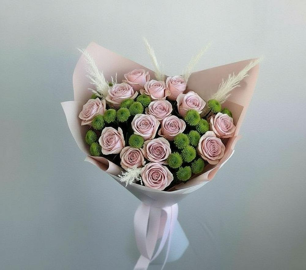 Букет цветов из: Розы и Хризантемы в Малых Базах