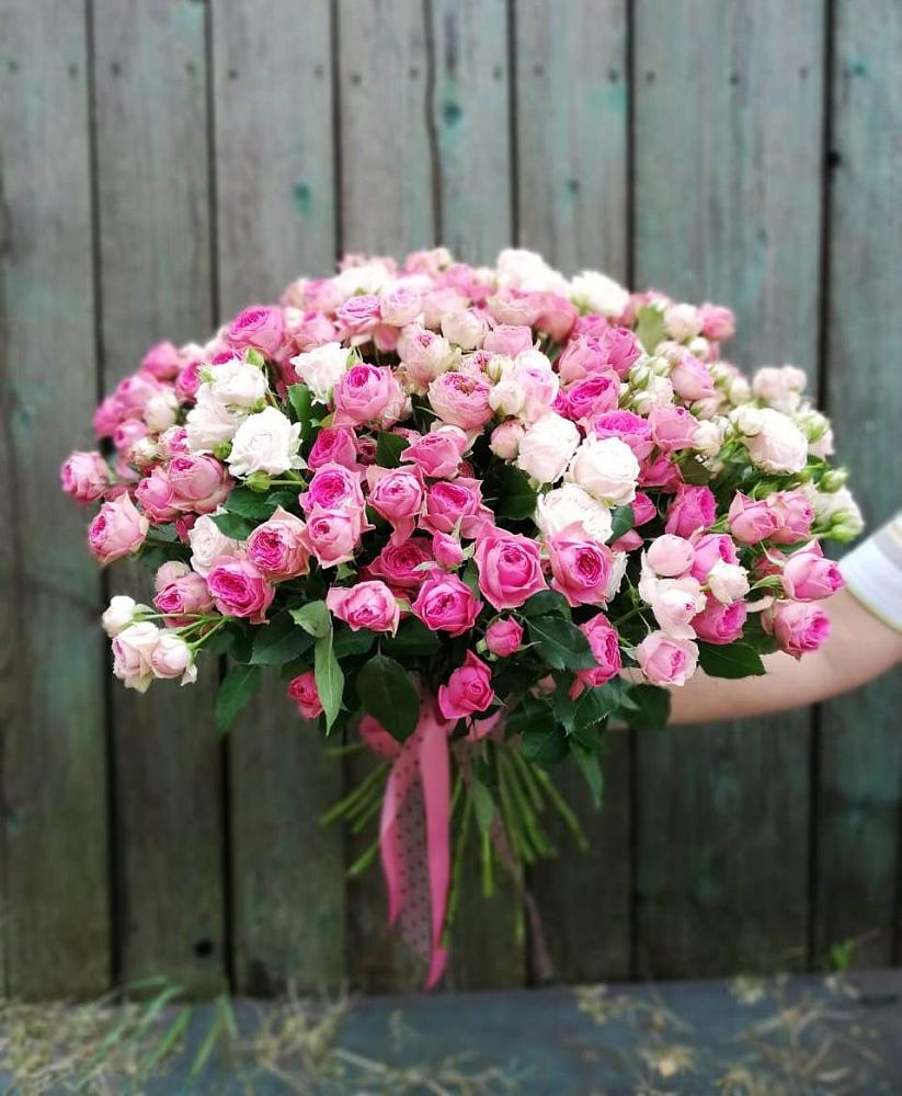 Букет Розовые кустовые розы Натали и Лав Лидия в Малых Базах