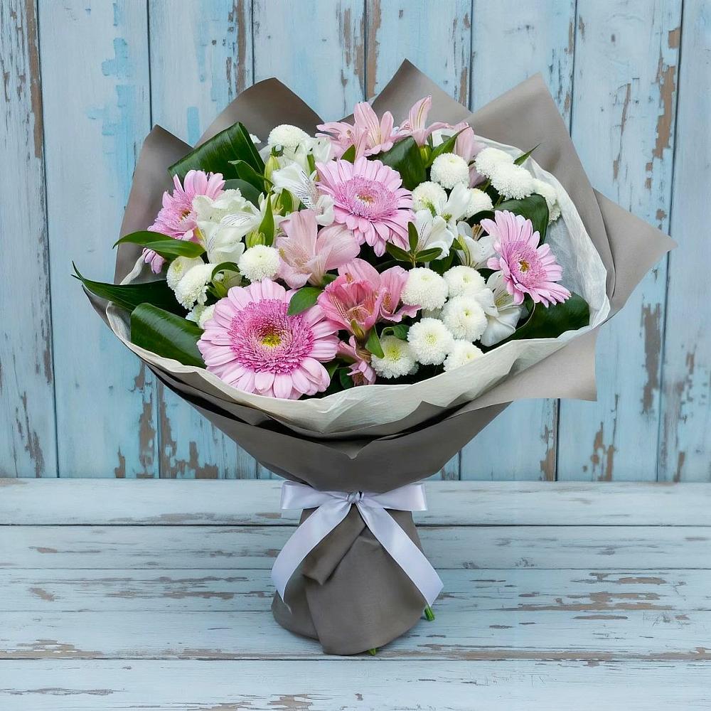 Букет цветов из: Герберы, Альстромерии и Хризантемы в Малых Базах