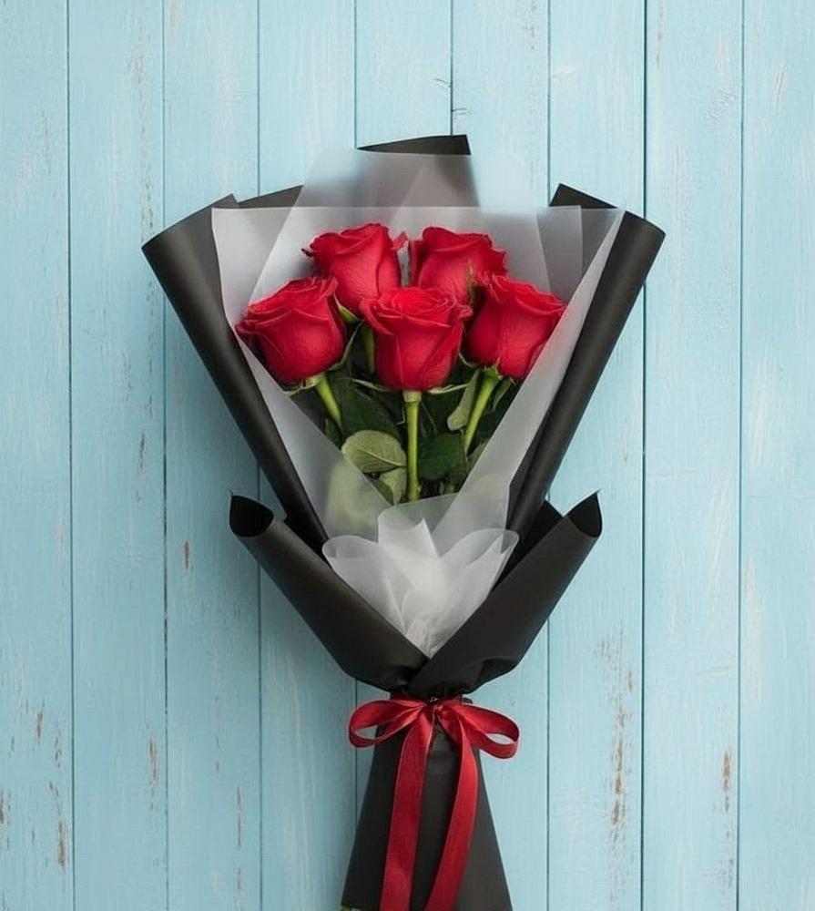 Букет цветов из: Розы в Малых Базах