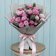 Букет цветов из:  Розы в Малых Базах